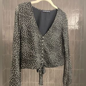 Abercrombie & Fitch black tie front blouse
